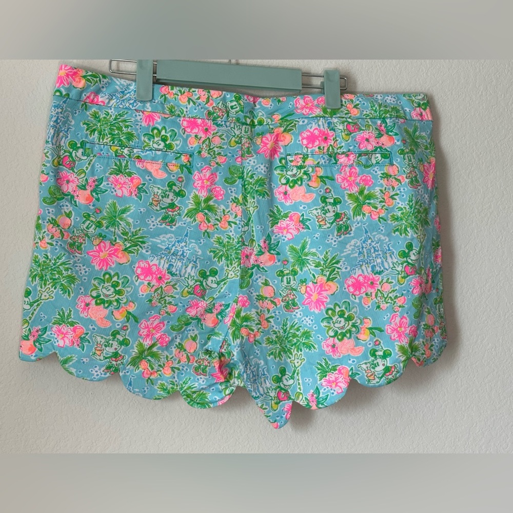 Lilly Pulitzer X Disney Buttercup Short